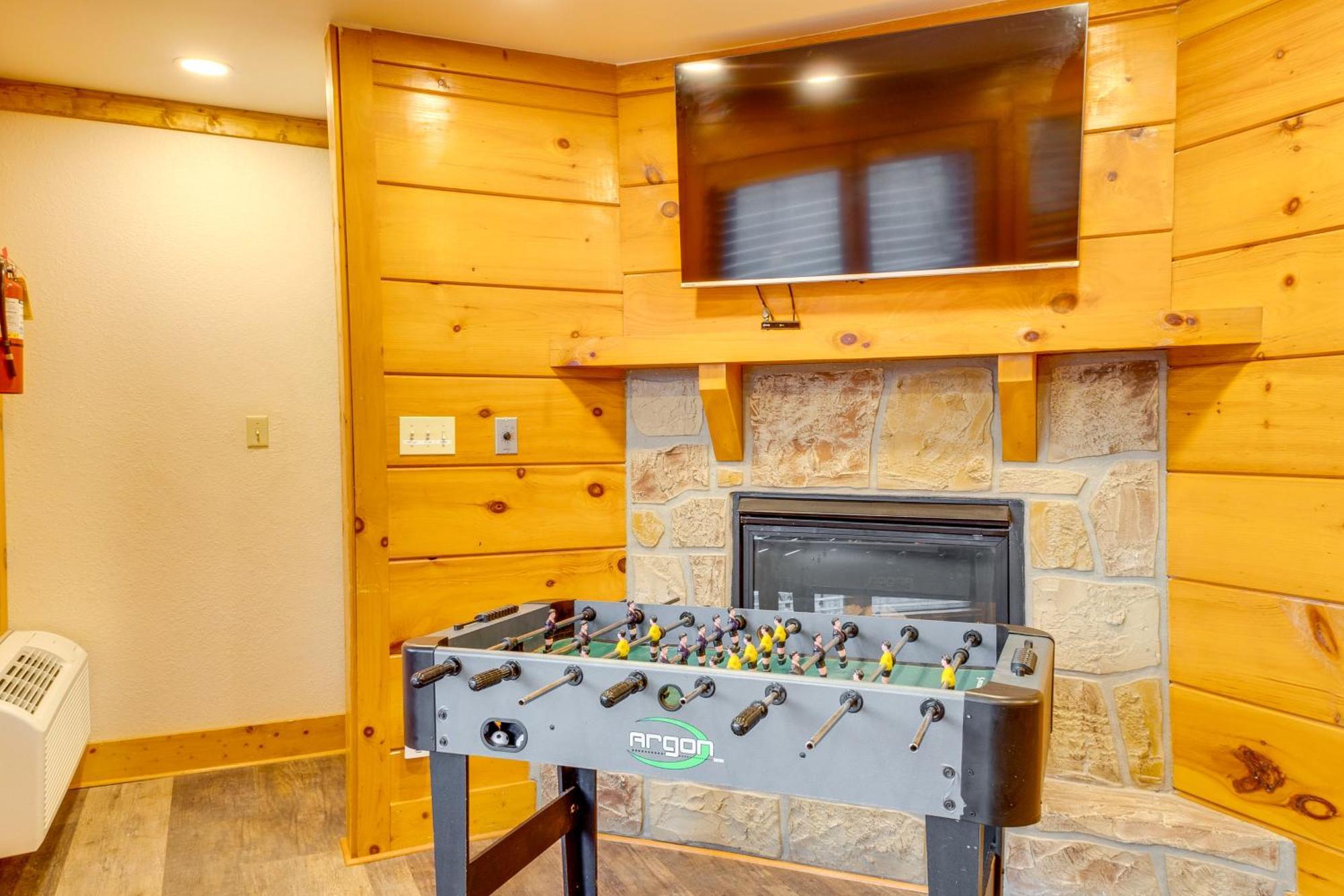 Pigeon Forge Resort Studio Cabin On Dollywood Ln! ภายนอก รูปภาพ