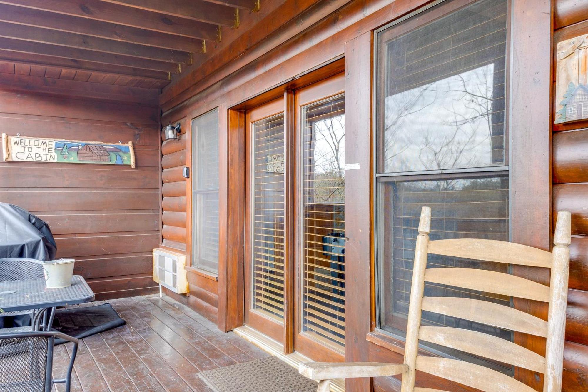 Pigeon Forge Resort Studio Cabin On Dollywood Ln! ภายนอก รูปภาพ